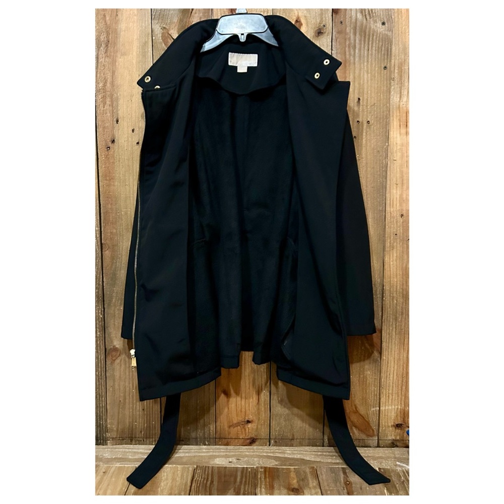 Michael Kors Black Asymmetrical Zip Trench Coat. Women’s Size Medium. - Picture 5 of 16